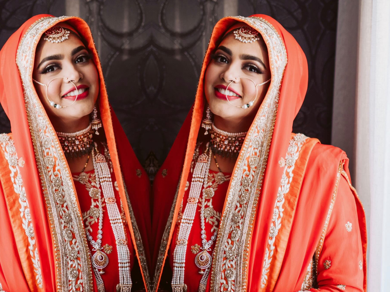 BRIDAL WARMTH. DISTINCTLY HER OWN.
